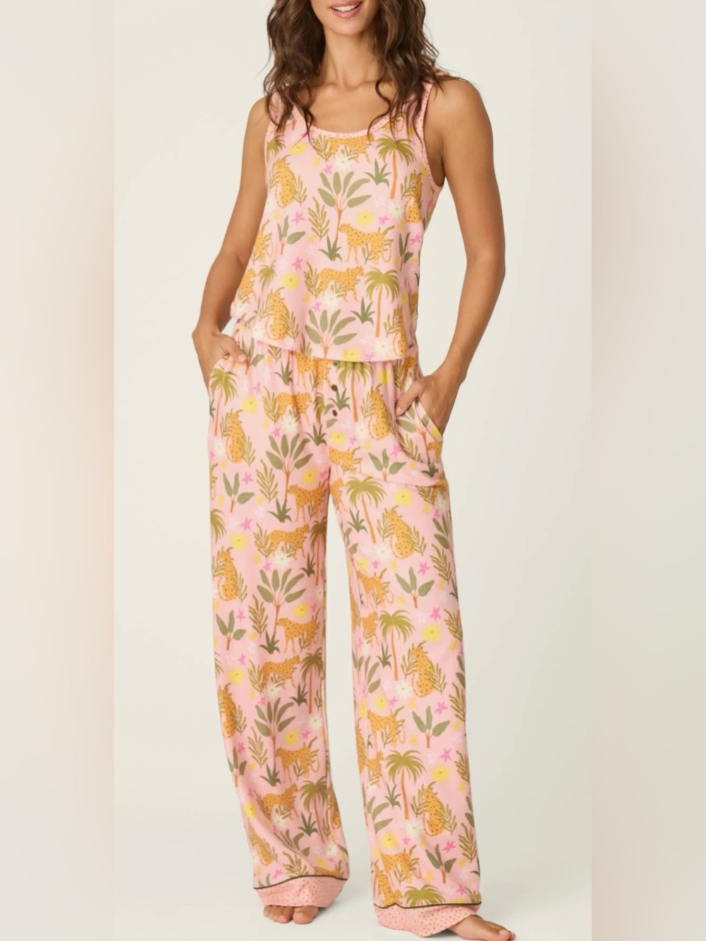 PJ Salvage New Women’s In the Jungle Pajamas Top Large Bottom Medium